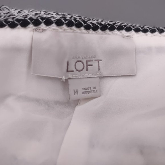 Ann Taylor LOFT Chevron Striped Black and White Short Skirt Medium - Picture 8 of 9